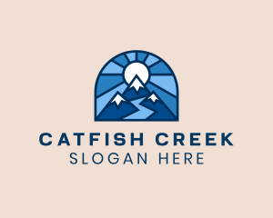 Sun Mountain Outdoors logo