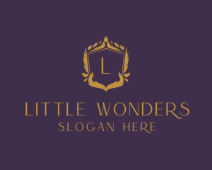 Elegant Wreath Stylist logo design