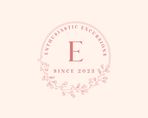 Luxury Wreath Makeup logo design