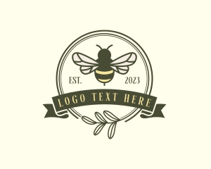 Natural Bee Leaf logo