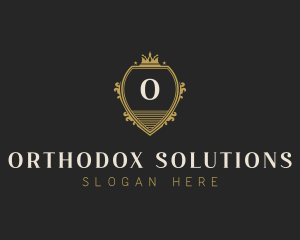 Upscale Royal Hotel logo design