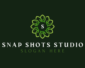 Nature Leaves Spa Logo