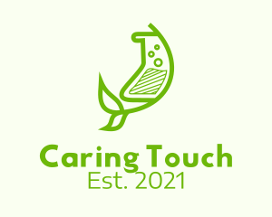 Green Herbal Medicine  logo