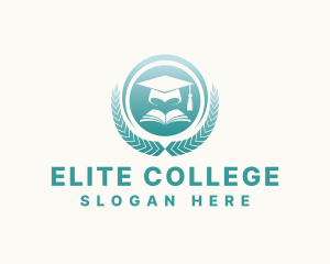 College Graduation Wreath logo