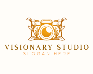 Retro Camera Lens logo