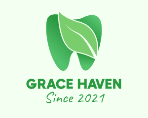 Green Natural Dentist  logo