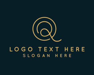 Fashion Boutique Letter Q logo