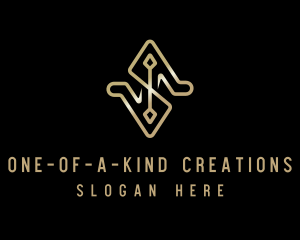 Gold Luxury Boutique logo