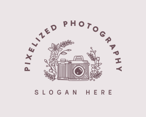 Retro Nostalgic Camera logo design