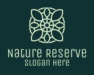 Green Leaf Nature Centerpiece logo design