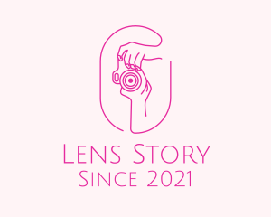 Pink Camera Photographer logo