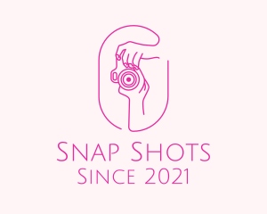 Pink Camera Photographer logo