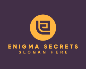 Golden Elegant Letter E logo design