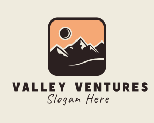 Travel Valley Photograph logo