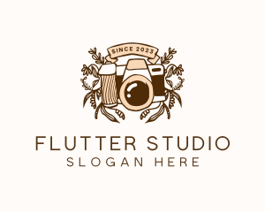 Vintage Camera Studio logo design