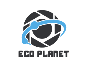 Camera Shutter Planet logo