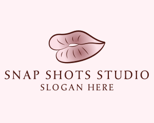 Lips Beauty Makeup logo