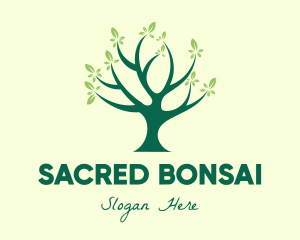 Green Natural Tree logo