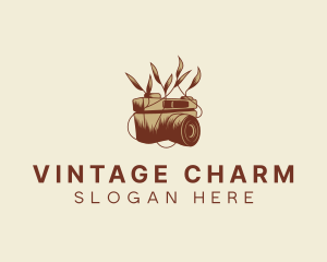 Vintage Camera Photography logo design