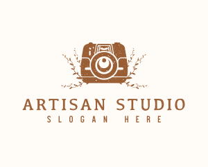 Vintage Camera Studio logo design