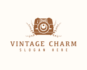 Vintage Camera Studio logo design