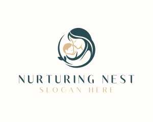 Childcare Maternity Parenting logo