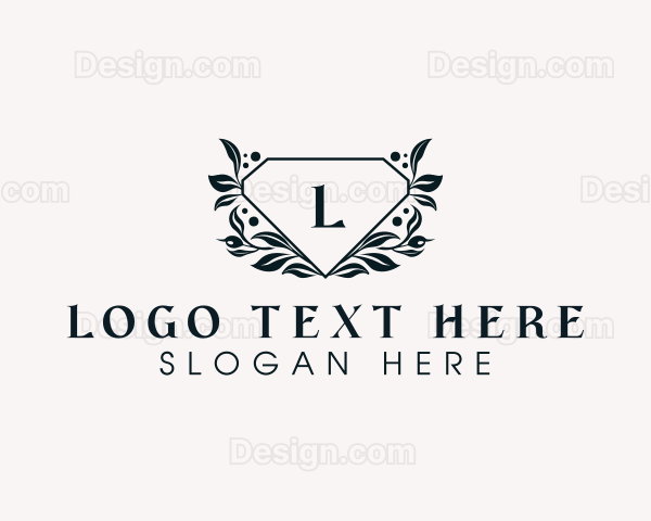 Diamond Wreath Boutique Logo