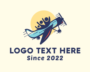 Family Traveler Plane logo