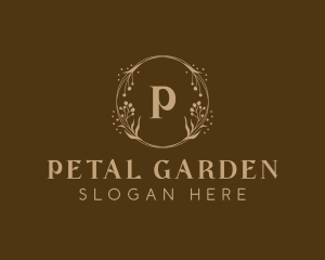 Elegant Wreath Decor logo design