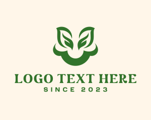 Nature Organic Leaf  logo