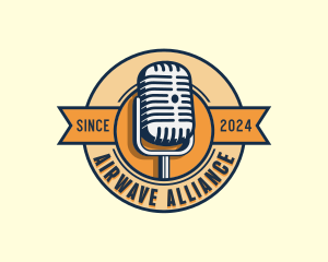 Podcaster Microphone Radio logo