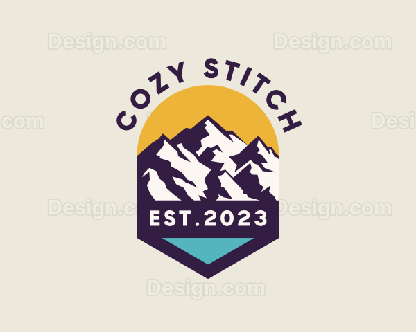 Mountain Outdoor Travel Logo