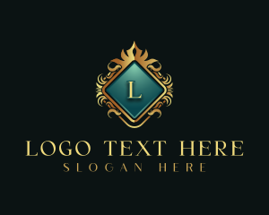 Deluxe Crown Boutique logo
