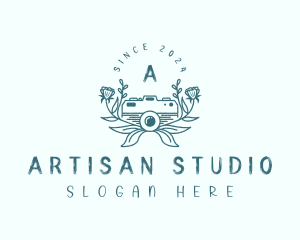 Vintage Camera Studio logo design