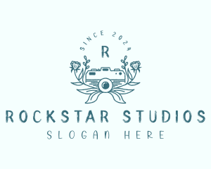 Vintage Camera Studio logo design