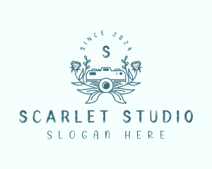 Vintage Camera Studio logo design