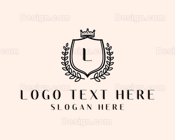 Royalty Wreath Boutique Logo