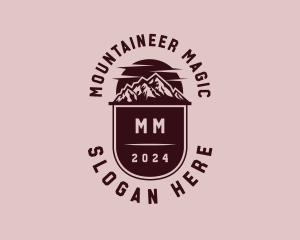 Mountain Trek Getaway logo design