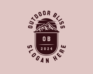 Mountain Trek Getaway logo design