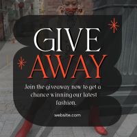 Fashion Giveaway Linkedin Post