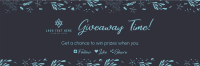 Dainty Floral Pattern Twitter Header